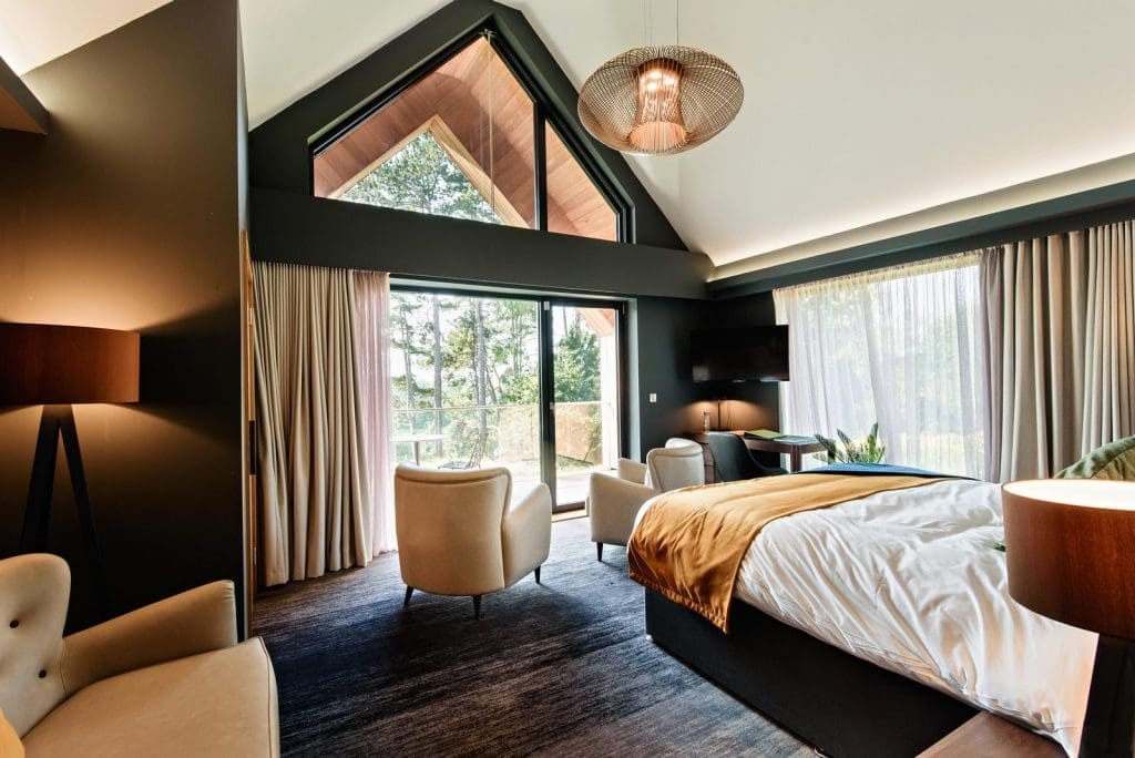 Delamere signature suite