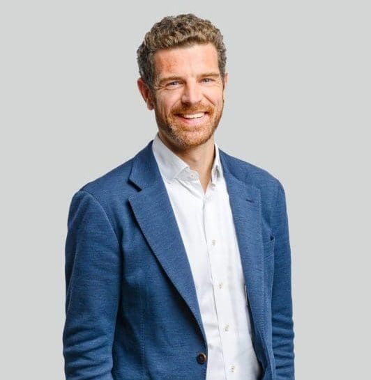 Group therapy for alcohol recovery at Delamere